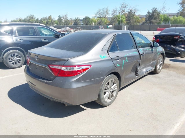 4T1BF1FK8HU785552 Toyota CAMRY SE