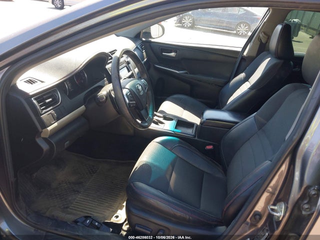 4T1BF1FK8HU785552 Toyota CAMRY SE