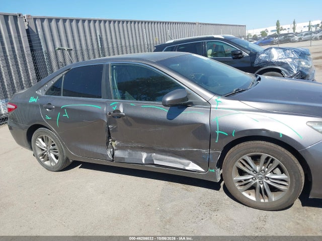4T1BF1FK8HU785552 Toyota CAMRY SE
