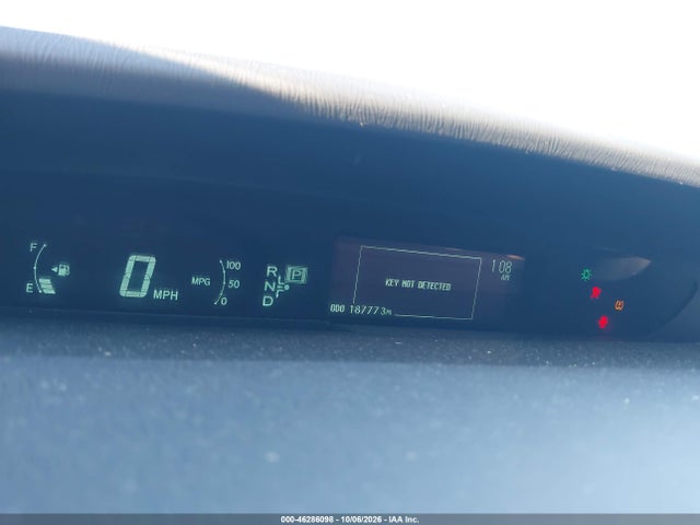 46286098 :رقم المزاد ، JTDKN3DU9A0101984 vin ، 2010 Toyota Prius Iii مزاد بيع