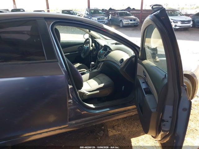 Продажа на аукционе авто 2013 Chevrolet Cruze Ls Auto, vin: 1G1PA5SG2D7292033, номер лота: 46286129