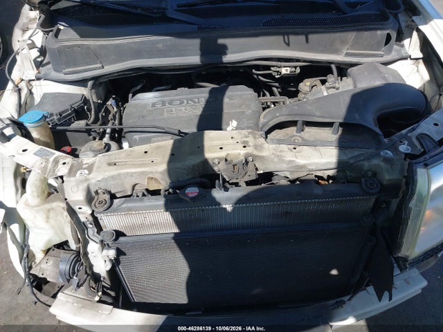 5FNYF3H26FB013452 Honda PILOT LX