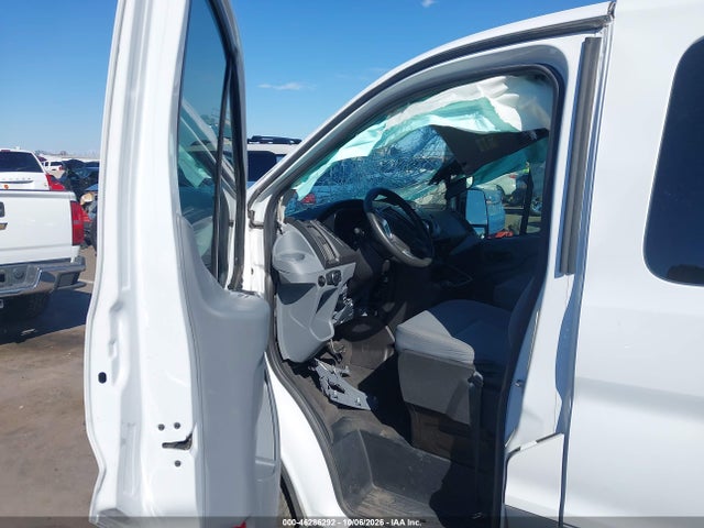 Продаж на аукціоні авто 2018 Ford Transit-150 Xlt, vin: 1FDZK1YM9JKA33532, номер лоту: 46286292