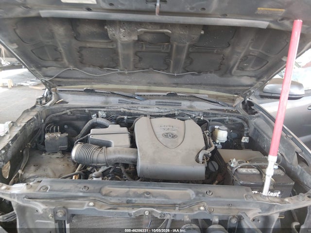 2016 Toyota Tacoma Sr5 V6 მანქანა იყიდება აუქციონზე, vin: 3TMAZ5CNXGM012548, აუქციონის ნომერი: 46286331