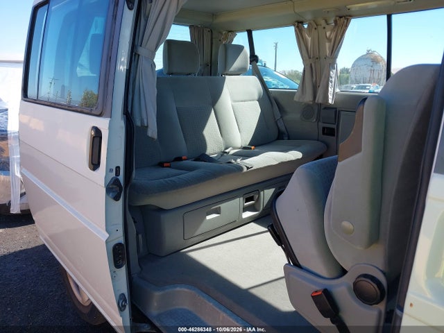 46286348 :رقم المزاد ، WV2NB47052H065266 vin ، 2002 Volkswagen Eurovan Mv مزاد بيع