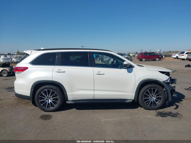 Toyota Highlander Se 2017 5TDJZRFH5HS357226 Image 13