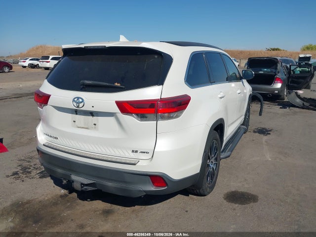 Toyota Highlander Se 2017 5TDJZRFH5HS357226 Image 4