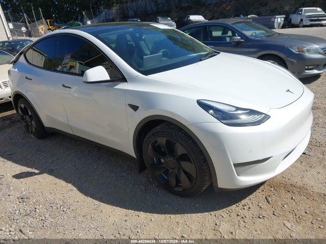 46286438 :رقم المزاد ، 7SAYGDEE9NA012098 vin ، 2022 Tesla Model Y Long Range Dual Motor All-wheel Drive مزاد بيع