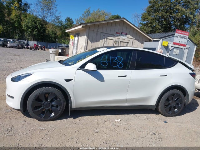 46286438 :رقم المزاد ، 7SAYGDEE9NA012098 vin ، 2022 Tesla Model Y Long Range Dual Motor All-wheel Drive مزاد بيع