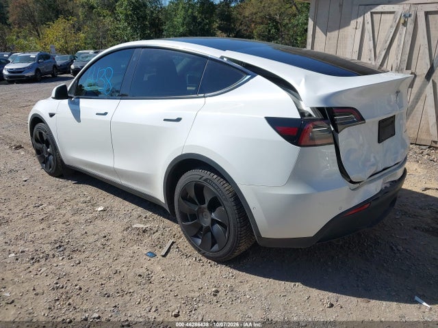 46286438 :رقم المزاد ، 7SAYGDEE9NA012098 vin ، 2022 Tesla Model Y Long Range Dual Motor All-wheel Drive مزاد بيع