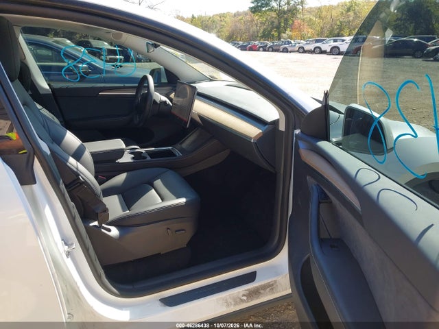 46286438 :رقم المزاد ، 7SAYGDEE9NA012098 vin ، 2022 Tesla Model Y Long Range Dual Motor All-wheel Drive مزاد بيع