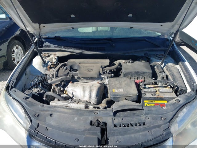 46286453 :رقم المزاد ، 4T4BF1FK1FR506025 vin ، 2015 Toyota Camry Le مزاد بيع