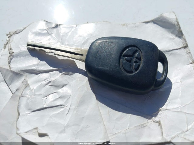 46286453 :رقم المزاد ، 4T4BF1FK1FR506025 vin ، 2015 Toyota Camry Le مزاد بيع