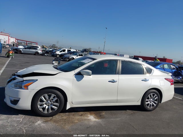 Nissan Altima 2.5 S 2015 1N4AL3AP1FC273678 Image 14