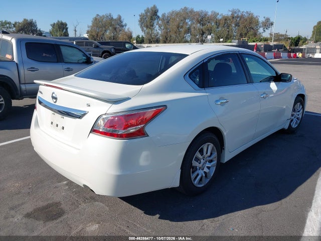 Nissan Altima 2.5 S 2015 1N4AL3AP1FC273678 Image 4
