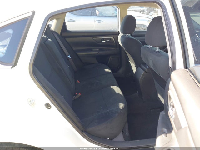 Nissan Altima 2.5 S 2015 1N4AL3AP1FC273678 Image 8