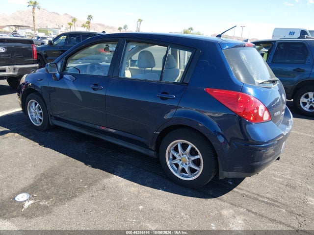 2007 Nissan Versa 1.8s მანქანა იყიდება აუქციონზე, vin: 3N1BC13E17L384481, აუქციონის ნომერი: 46286498