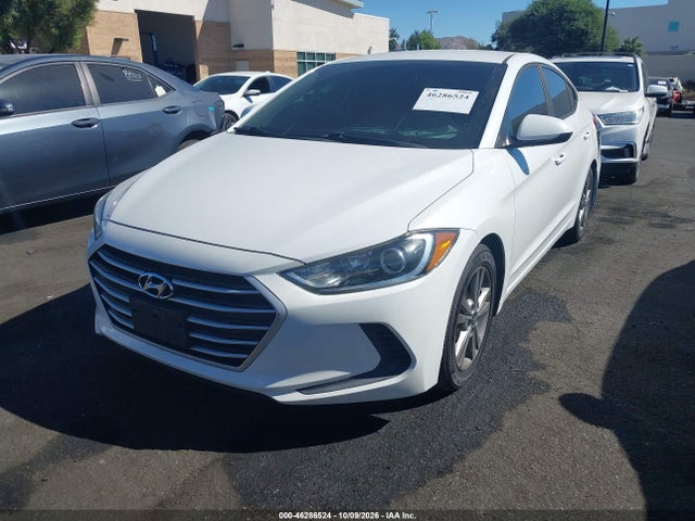 Hyundai ELANTRA SE 2017 5NPD84LF7HH156746 Image 2