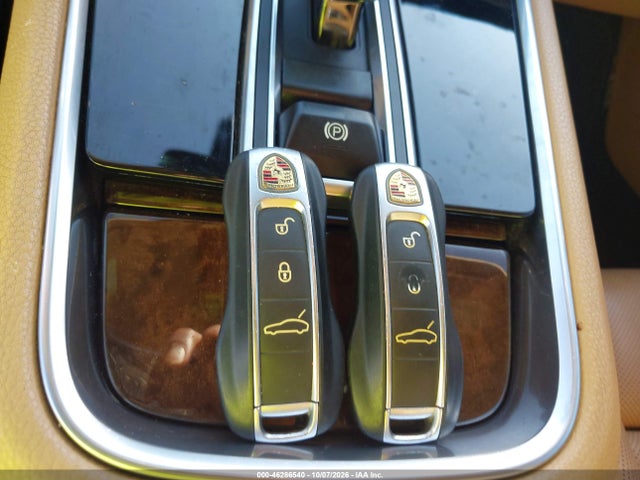 46286540 :رقم المزاد ، WP0AB2A71JL134943 vin ، 2018 Porsche Panamera 4s مزاد بيع