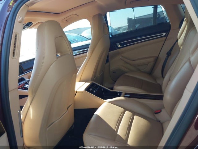 46286540 :رقم المزاد ، WP0AB2A71JL134943 vin ، 2018 Porsche Panamera 4s مزاد بيع