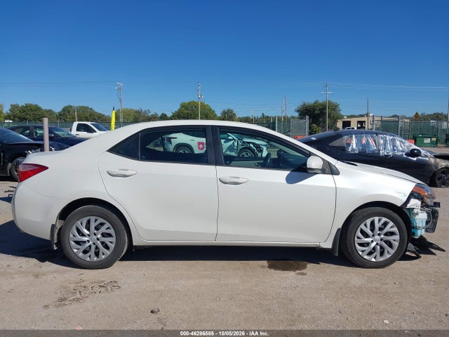 46286585 :رقم المزاد ، 5YFBURHE1HP691235 vin ، 2017 Toyota Corolla Le مزاد بيع