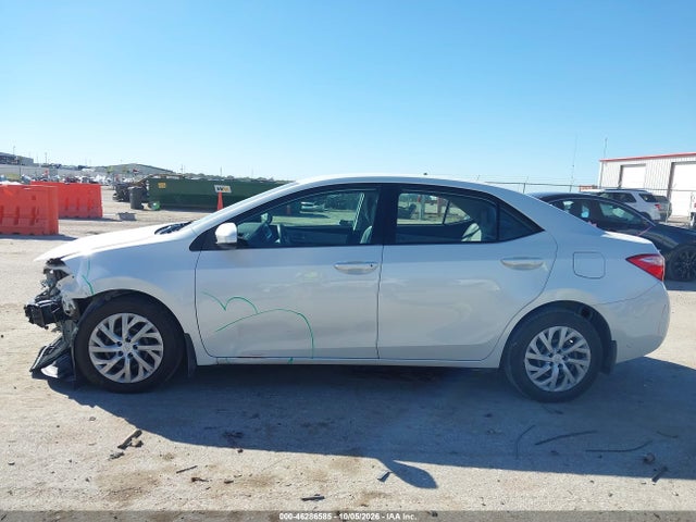 46286585 :رقم المزاد ، 5YFBURHE1HP691235 vin ، 2017 Toyota Corolla Le مزاد بيع