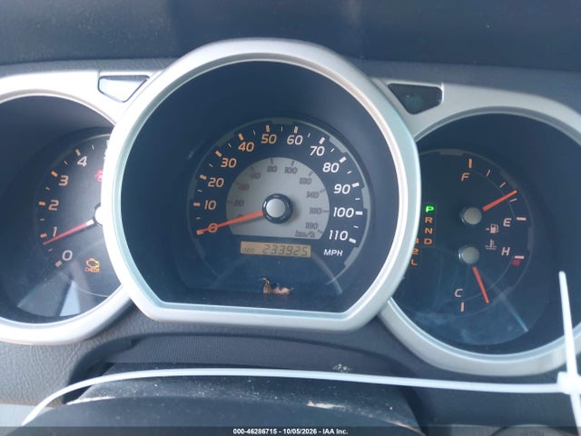 46286715 :رقم المزاد ، JTEBU14R548020467 vin ، 2004 Toyota 4runner Sr5 V6 مزاد بيع