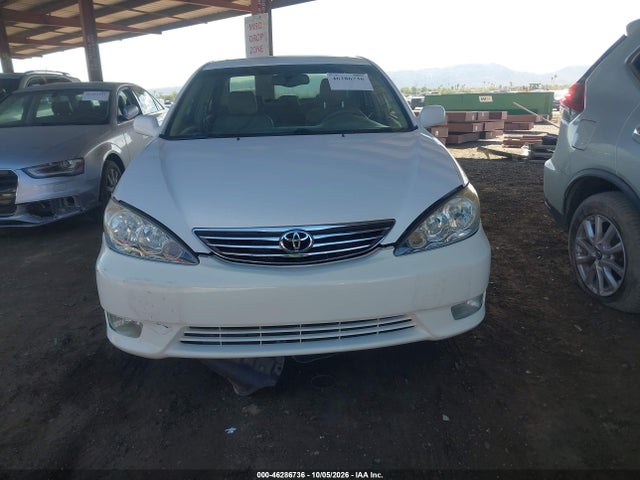 46286736 :رقم المزاد ، 4T1BF30K85U618561 vin ، 2005 Toyota Camry Xle V6 مزاد بيع