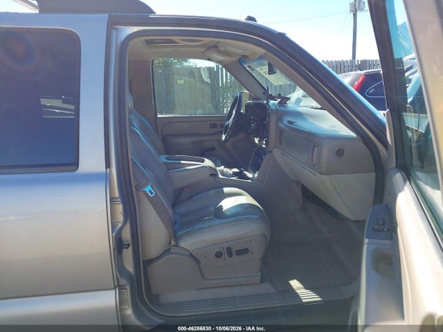 Продаж на аукціоні авто 2004 Chevrolet Suburban 1500 Z71, vin: 3GNFK16Z04G136699, номер лоту: 46286830