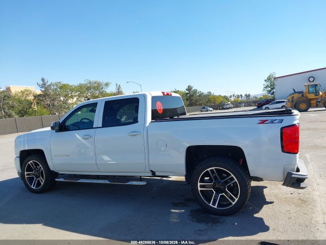 46286836 :رقم المزاد ، 1GCUKREC7JF153122 vin ، 2018 Chevrolet Silverado 1500 2lt مزاد بيع