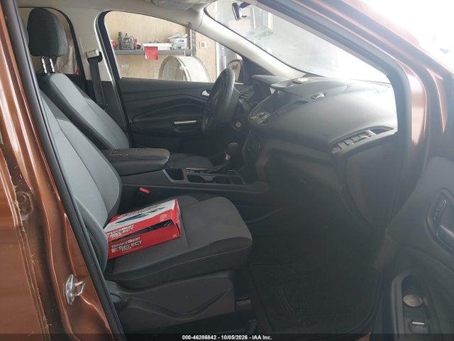 Продаж на аукціоні авто 2017 Ford Escape Se, vin: 1FMCU0GD0HUC53961, номер лоту: 46286842