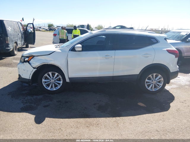 46286896 :رقم المزاد ، JN1BJ1CP8JW193889 vin ، 2018 Nissan Rogue Sport Sv مزاد بيع