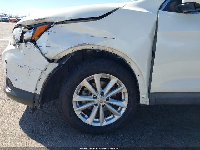 46286896 :رقم المزاد ، JN1BJ1CP8JW193889 vin ، 2018 Nissan Rogue Sport Sv مزاد بيع