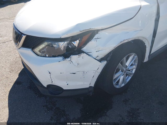 46286896 :رقم المزاد ، JN1BJ1CP8JW193889 vin ، 2018 Nissan Rogue Sport Sv مزاد بيع