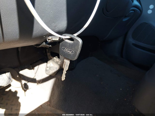 Продаж на аукціоні авто 2001 Ford F-150 Lariat/xl/xlt, vin: 1FTRX18L31NA37491, номер лоту: 46286964