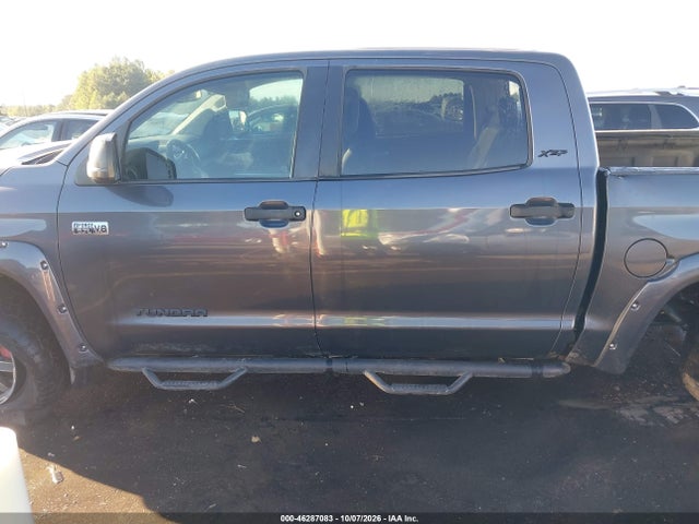 Aukcja sprzedaży 2017 Toyota Tundra Sr5 5.7l V8, vin: 5TFDW5F17HX650542, numer aukcji: 46287083