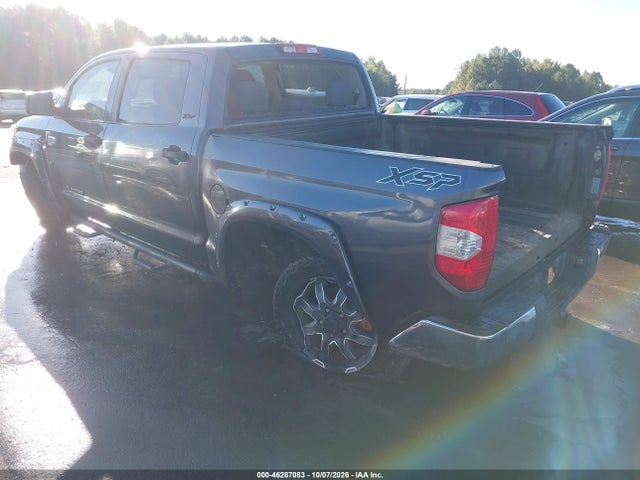 Aukcja sprzedaży 2017 Toyota Tundra Sr5 5.7l V8, vin: 5TFDW5F17HX650542, numer aukcji: 46287083