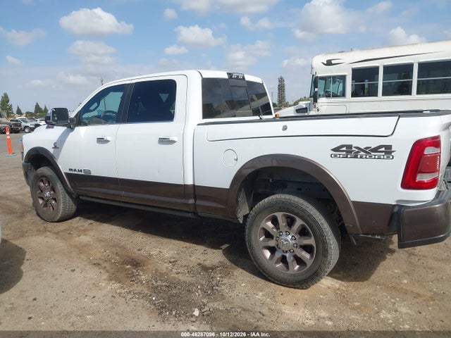 3C6UR5GL2LG212684 RAM 2500 Laramie Longhorn 4x4 6&#039;4 Box