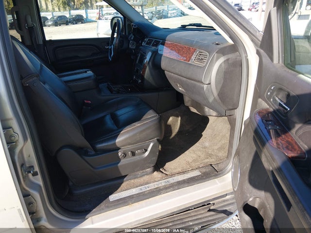 Продажа на аукционе авто 2007 Gmc Yukon Xl 1500 Denali, vin: 1GKFK66897J370960, номер лота: 46287097