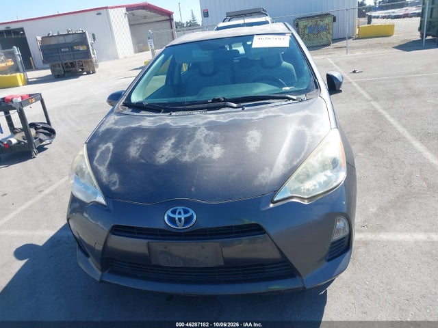 Продажа на аукционе авто 2014 Toyota Prius C One, vin: JTDKDTB37E1575168, номер лота: 46287182