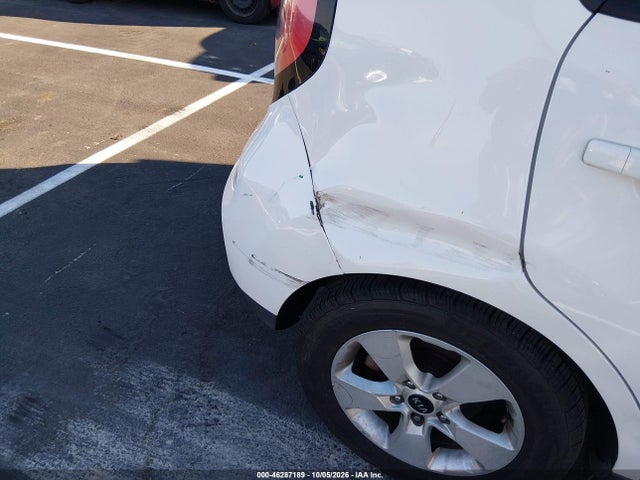 KIA Soul 2018 KNDJN2A29J7892047 Image 12