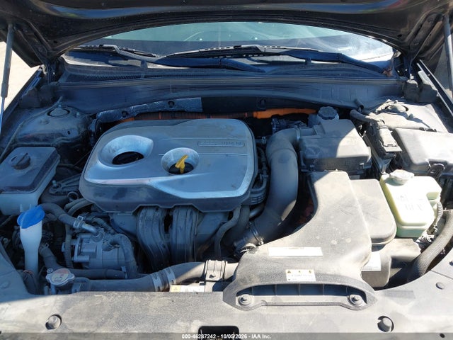 2017 Kia Optima Hybrid Ex მანქანა იყიდება აუქციონზე, vin: KNAGU4LE1H5013904, აუქციონის ნომერი: 46287242
