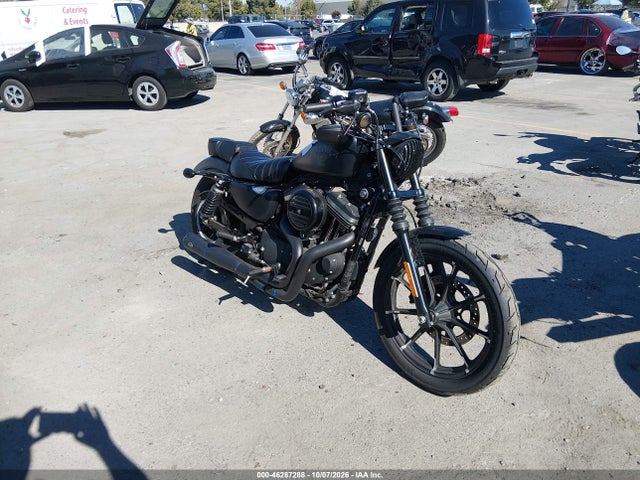 Harley-Davidson Xl883 Iron 883 2017 1HD4LE230HC434103 main image