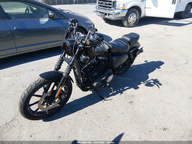Harley-Davidson Xl883 Iron 883 2017 1HD4LE230HC434103 Image 2