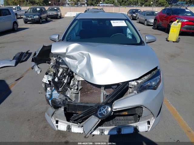 2T1BURHE8HC808213 Toyota COROLLA LE