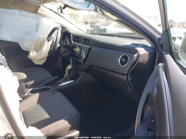 2T1BURHE8HC808213 Toyota COROLLA LE