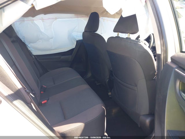 2T1BURHE8HC808213 Toyota COROLLA LE