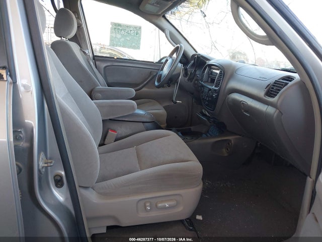 46287377 :رقم المزاد ، 5TDZT34A65S242377 vin ، 2005 Toyota Sequoia Sr5 V8 مزاد بيع