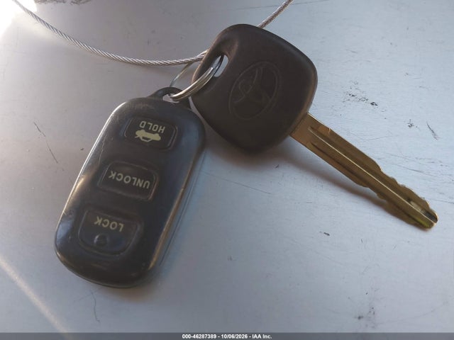 2005 Toyota Camry Xle V6 მანქანა იყიდება აუქციონზე, vin: 4T1BF32K95U089375, აუქციონის ნომერი: 46287389