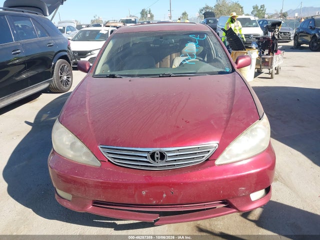 2005 Toyota Camry Xle V6 მანქანა იყიდება აუქციონზე, vin: 4T1BF32K95U089375, აუქციონის ნომერი: 46287389